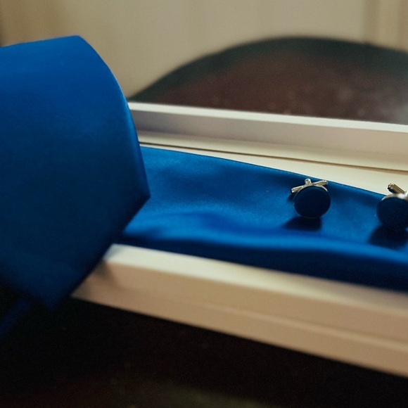 Boxed Set 4 pieces Royal Blue Tie, pocket square, cuff links Multiples available - Picture 2 of 2
